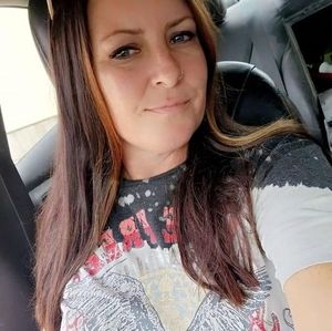 Meet your Posher, Marissa